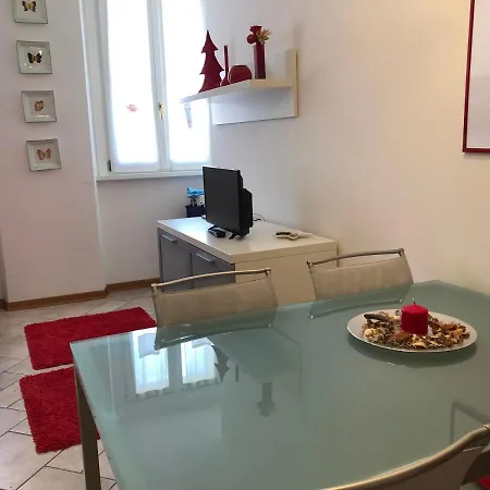 Calle Corbatto * Grado